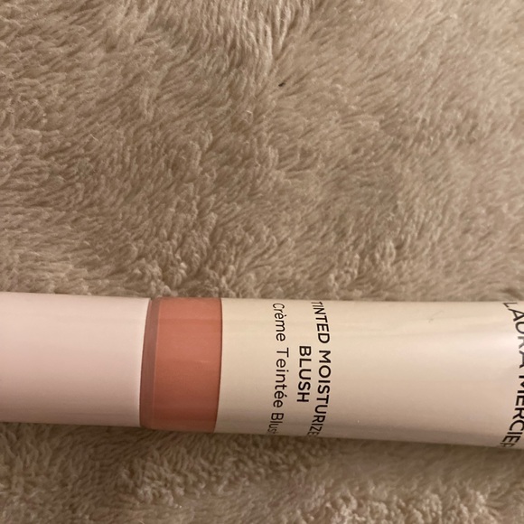 LAURA MERCIER TINTED MOISTURIZER BLUSH- SOUTH BOUND - Picture 4 of 6